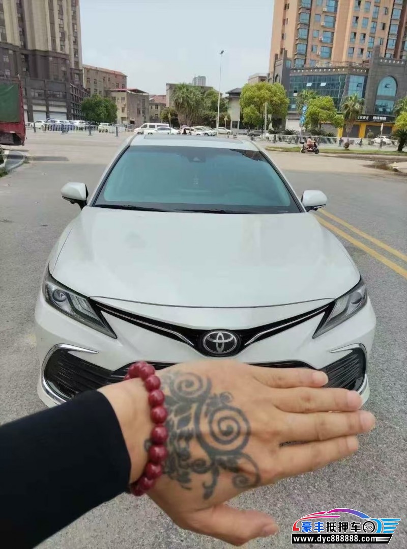 23年丰田凯美瑞轿车抵押车出售