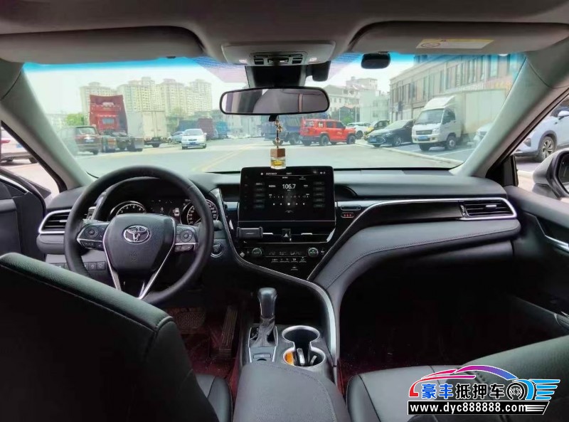 23年丰田凯美瑞轿车抵押车出售