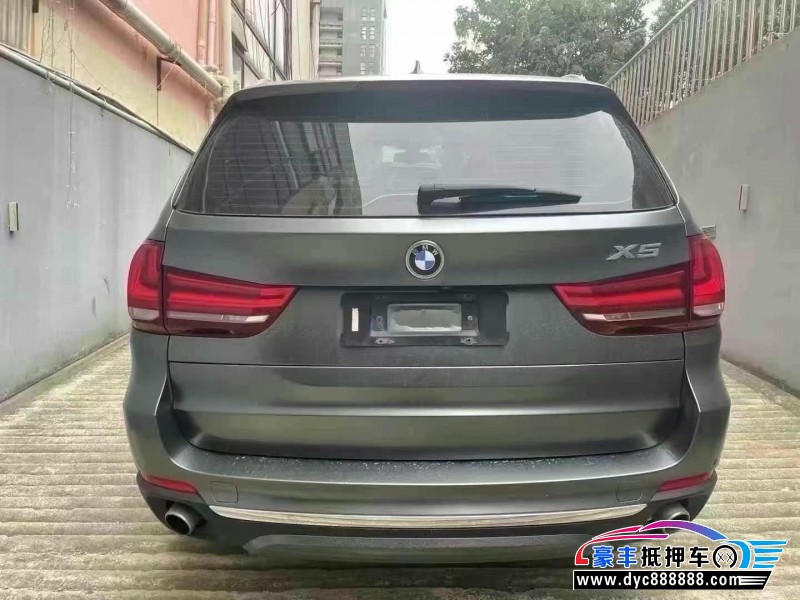 18年宝马X5轿车抵押车出售