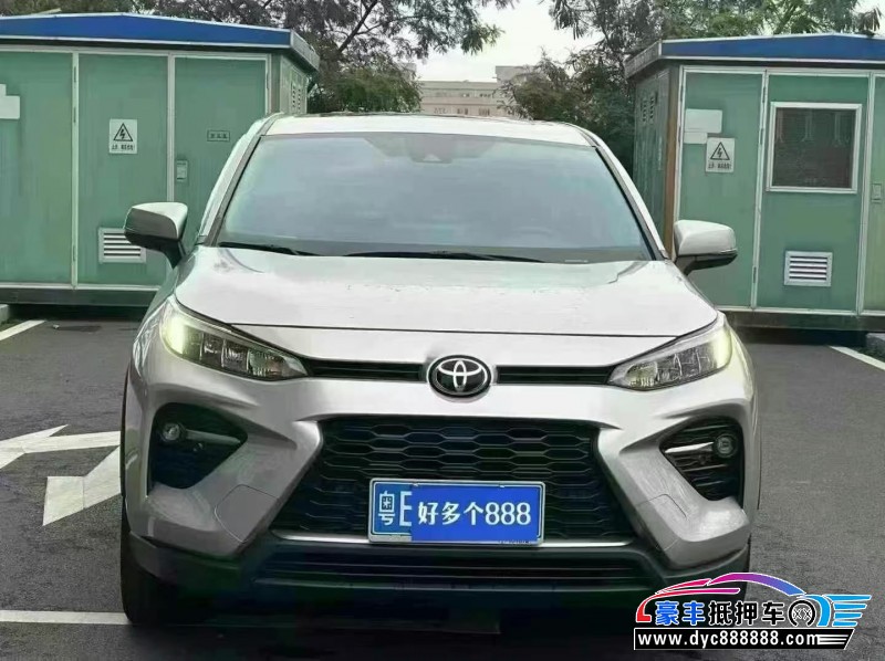 22年丰田威兰达轿车抵押车出售