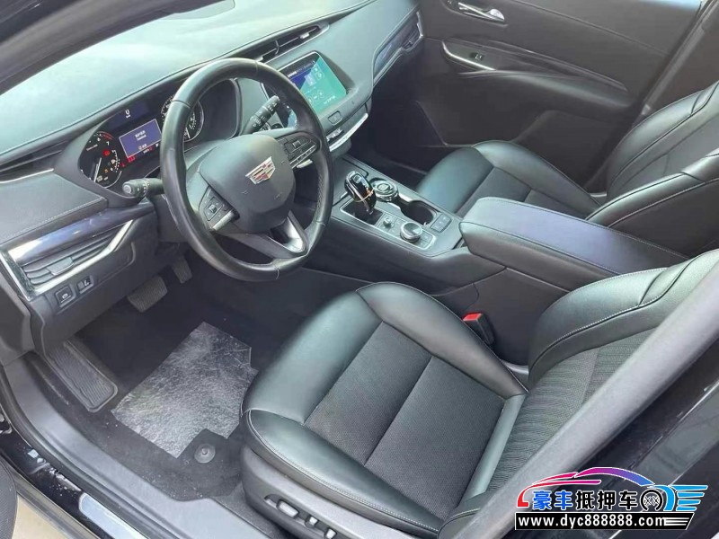 20年凯迪拉克XT4轿车抵押车出售