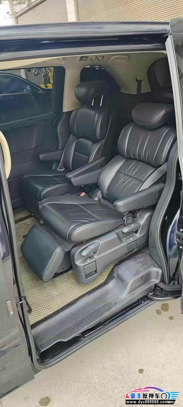 15年本田奥德赛MPV抵押车出售