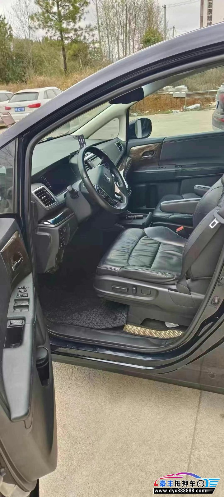 15年本田奥德赛MPV抵押车出售