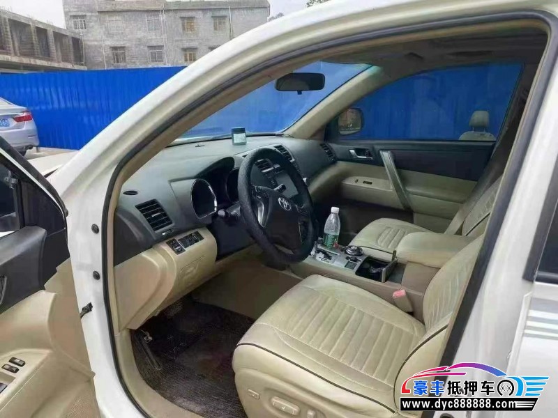 11年丰田汉兰达轿车抵押车出售