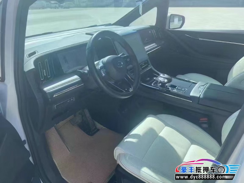 22年传祺M8轿车抵押车出售