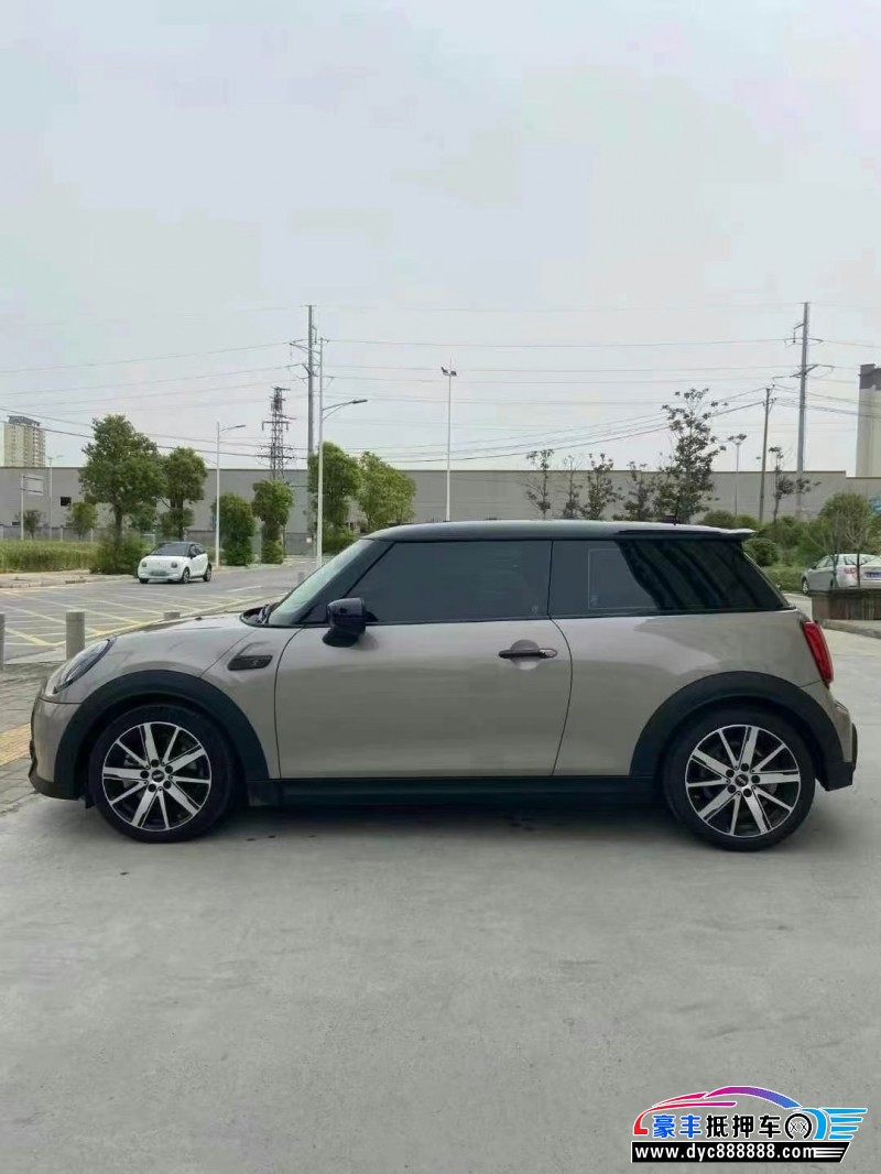 22年宝马MINI轿车抵押车出售