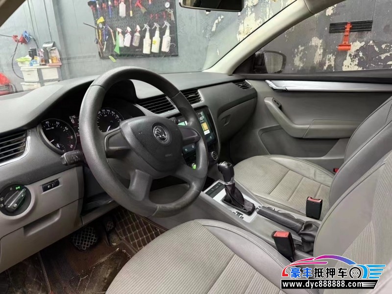 14年斯柯达明锐轿车抵押车出售