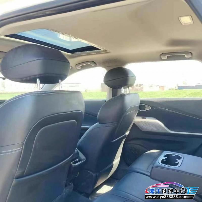 22年宝骏RC5轿车抵押车出售