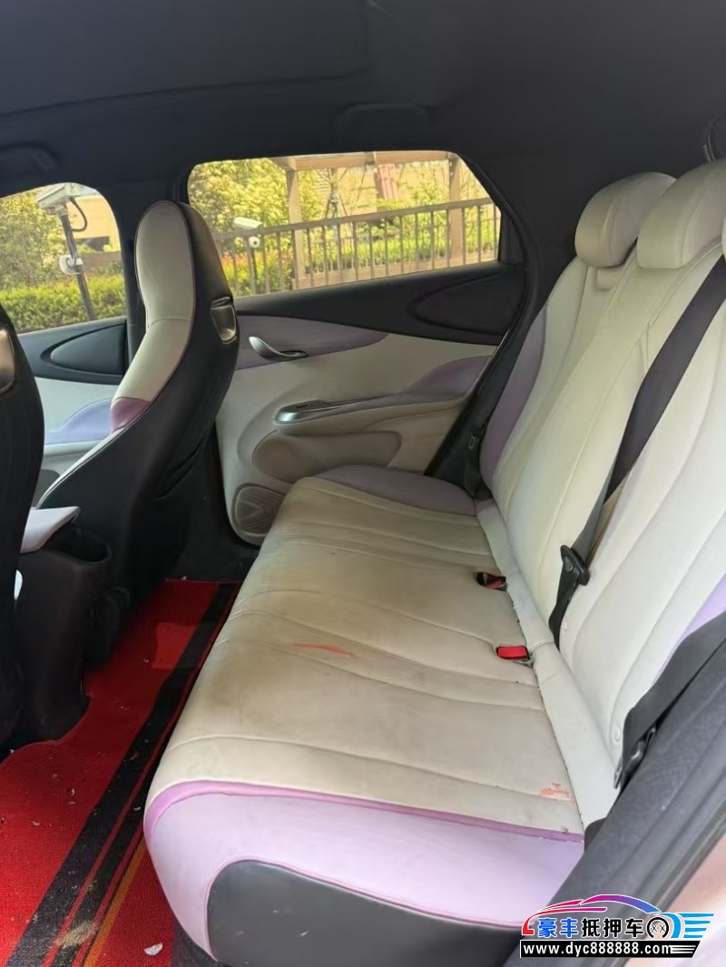 22年比亚迪海豚轿车抵押车出售