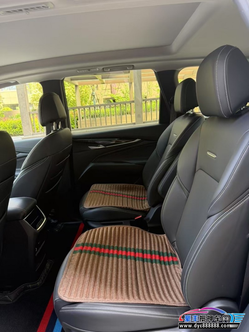 23年上汽大通G50轿车抵押车出售