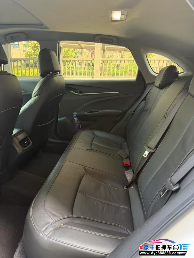 19年别克阅朗轿车抵押车出售