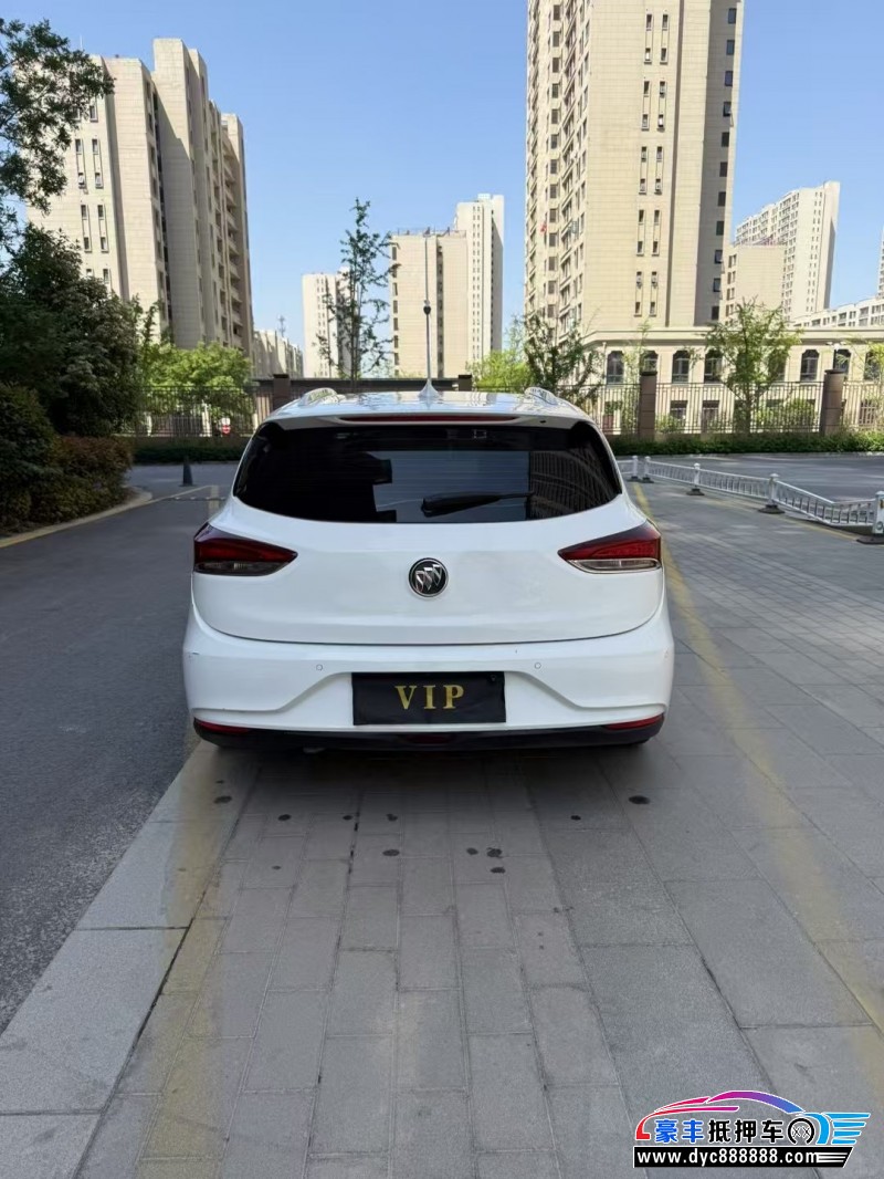 19年别克阅朗轿车抵押车出售