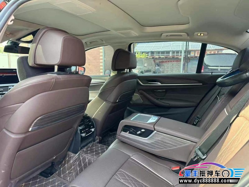 22年宝马5系轿车抵押车出售