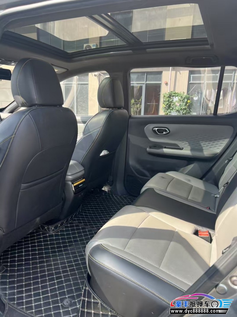 21年埃安Y70轿车抵押车出售