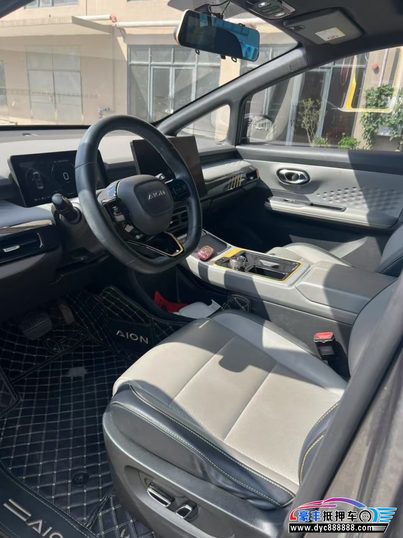 21年埃安Y70轿车抵押车出售