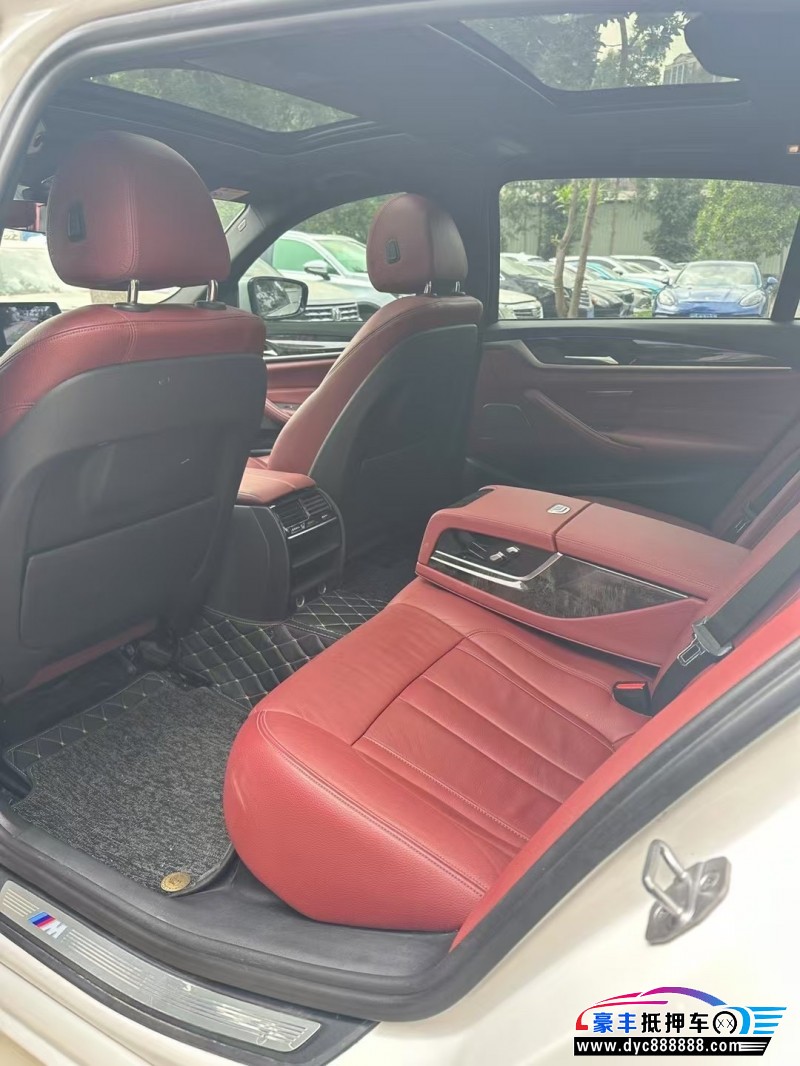 18年宝马5系轿车抵押车出售