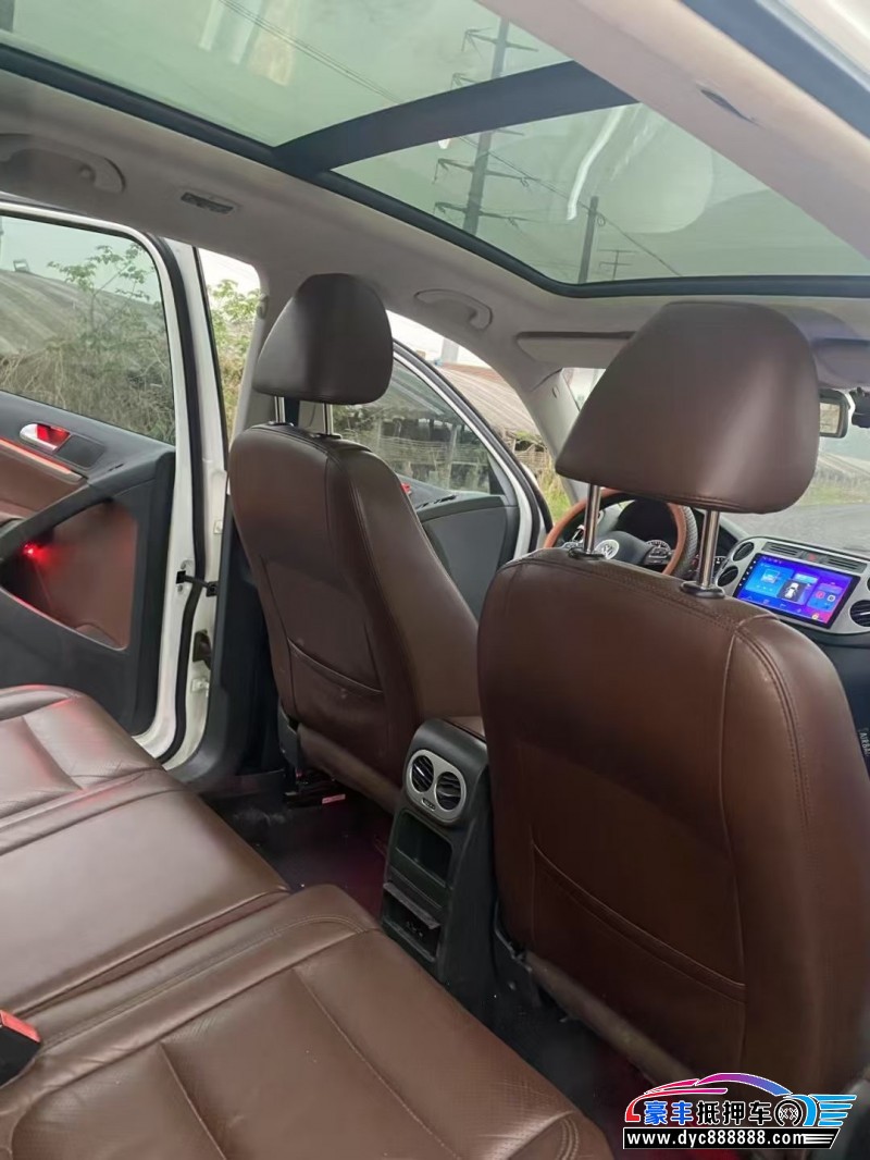 17年大众途观轿车抵押车出售