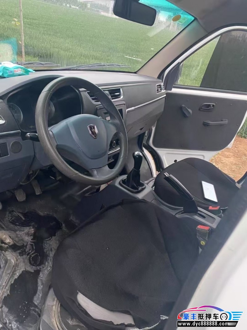 23年金杯小海狮X30轿车抵押车出售