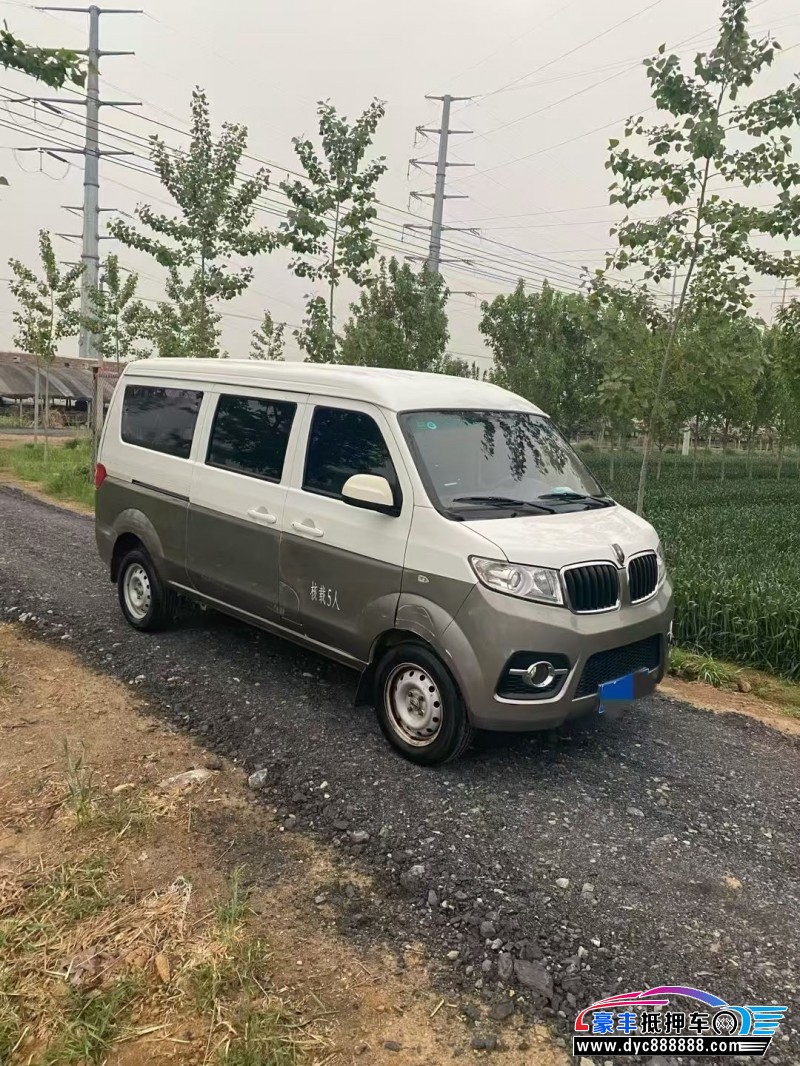 23年金杯小海狮X30轿车抵押车出售