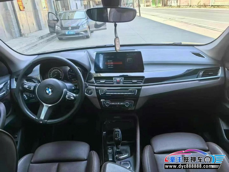 20年宝马X1轿车抵押车出售