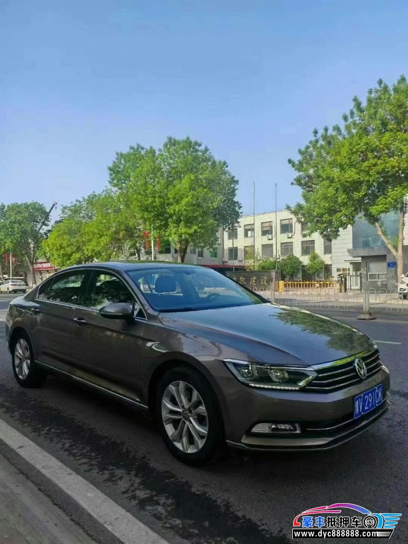 18年大众迈腾轿车抵押车出售