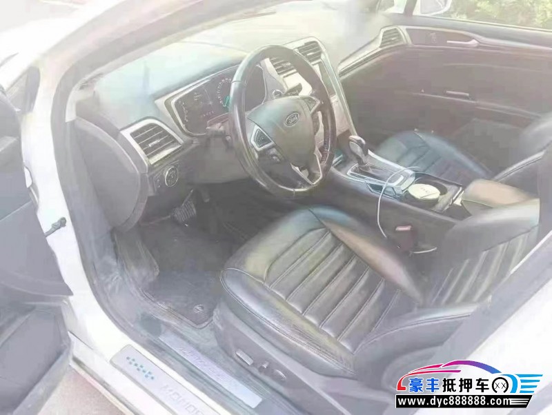 13年福特蒙迪欧轿车抵押车出售