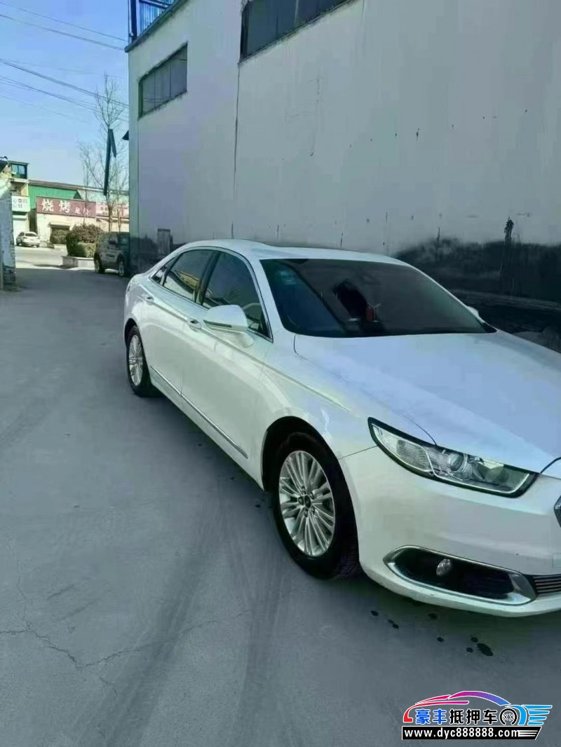 19年福特金牛座轿车抵押车出售