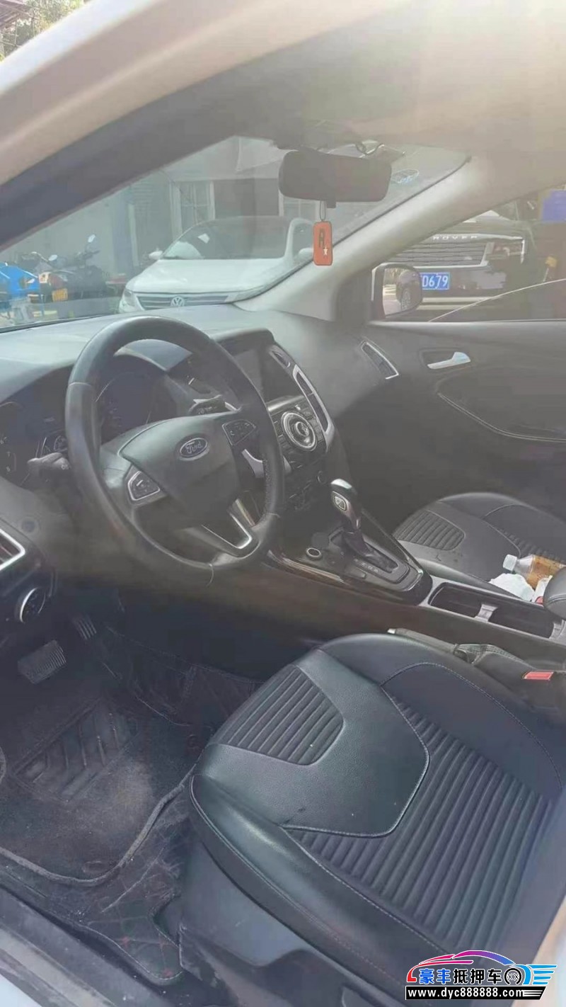 18年福特福克斯轿车抵押车出售