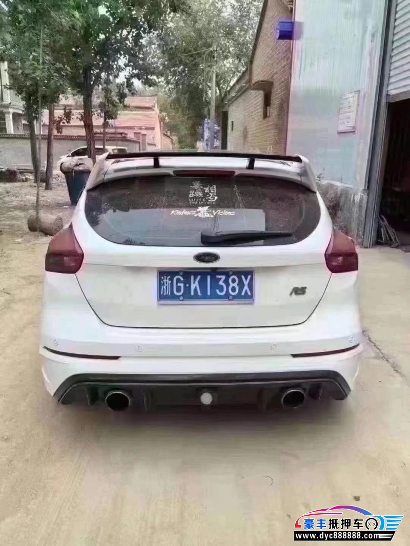17年福特福克斯轿车抵押车出售