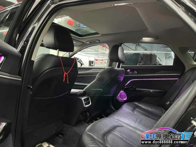 21年起亚K5轿车抵押车出售