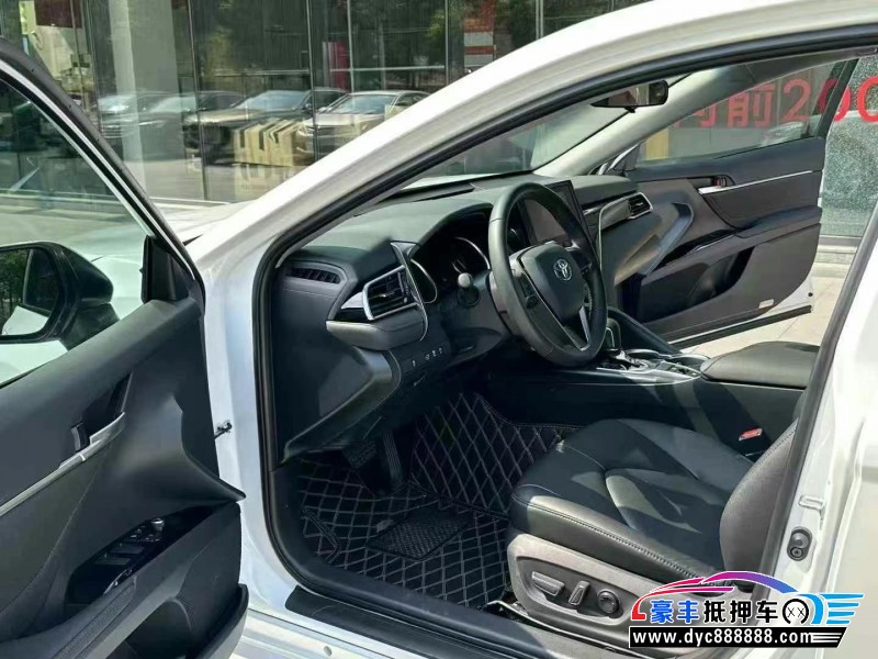 24年丰田凯美瑞轿车抵押车出售