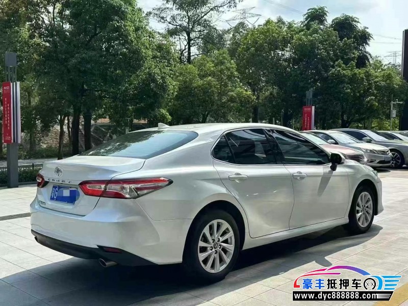 24年丰田凯美瑞轿车抵押车出售