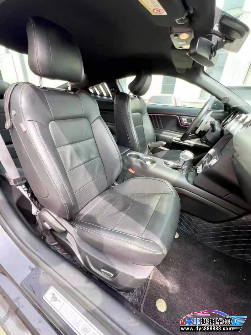 17年福特野马轿车抵押车出售