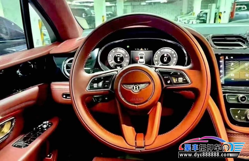 25年宾利添越轿车抵押车出售