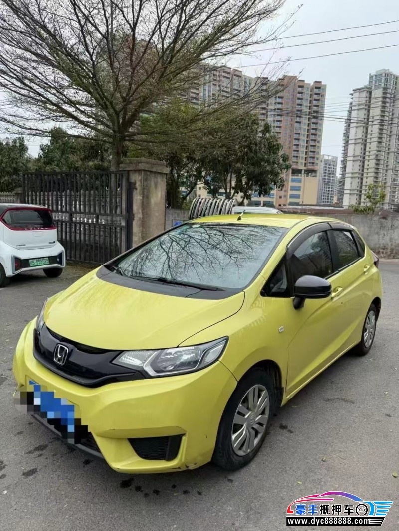 17年本田飞度轿车抵押车出售