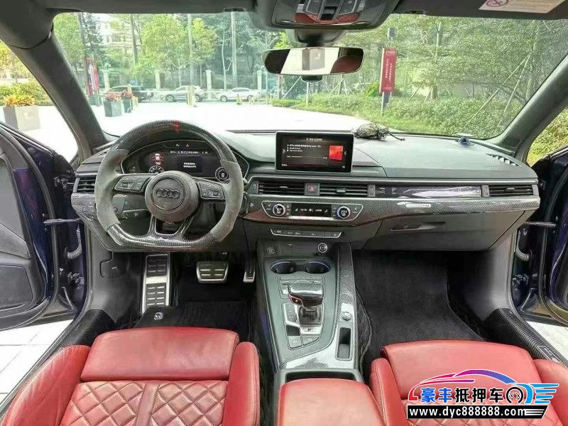 19年奥迪S4轿车抵押车出售