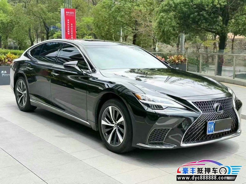 22年雷克萨斯LS轿车抵押车出售