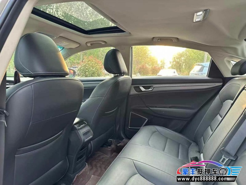 18年吉利帝豪轿车抵押车出售