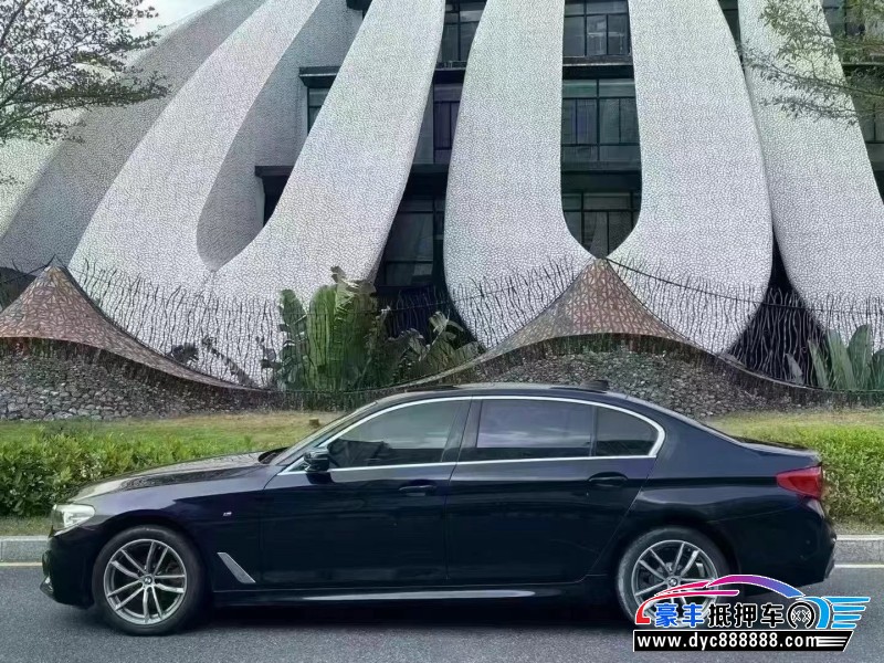 20年宝马5系轿车抵押车出售