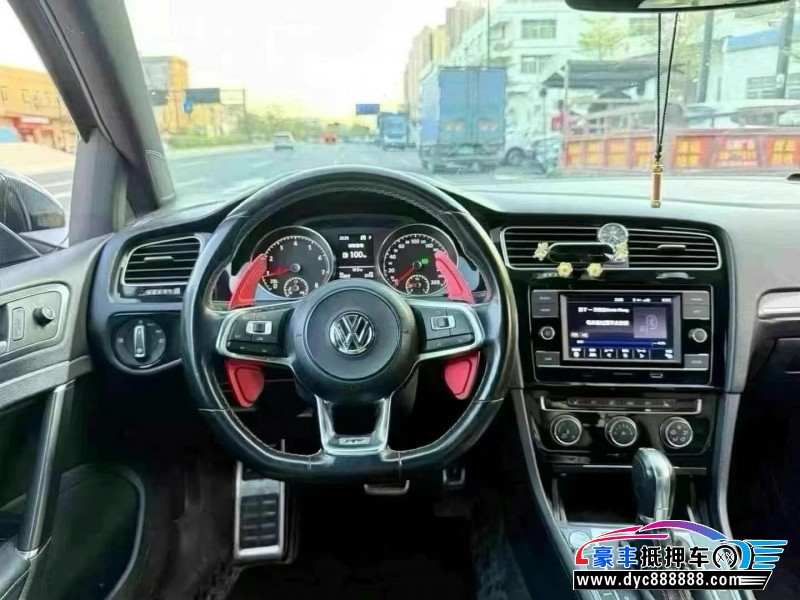 18年大众高尔夫轿车抵押车出售