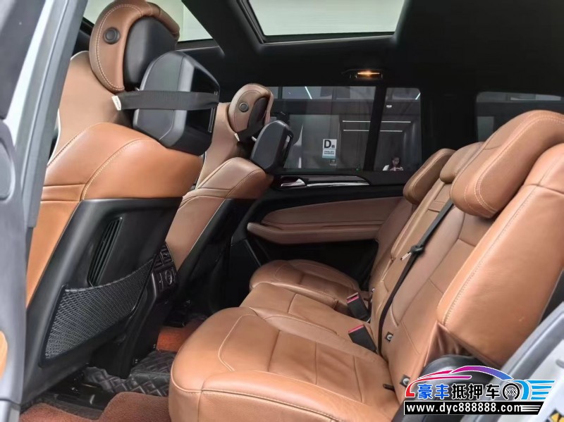 19年奔驰GLS轿车抵押车出售