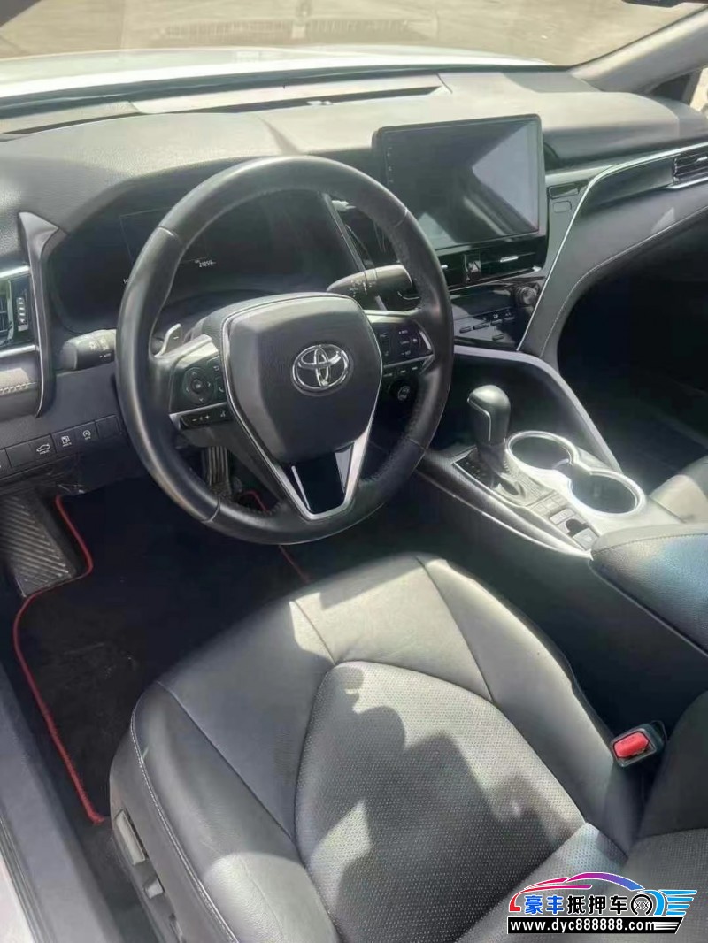 23年丰田凯美瑞轿车抵押车出售