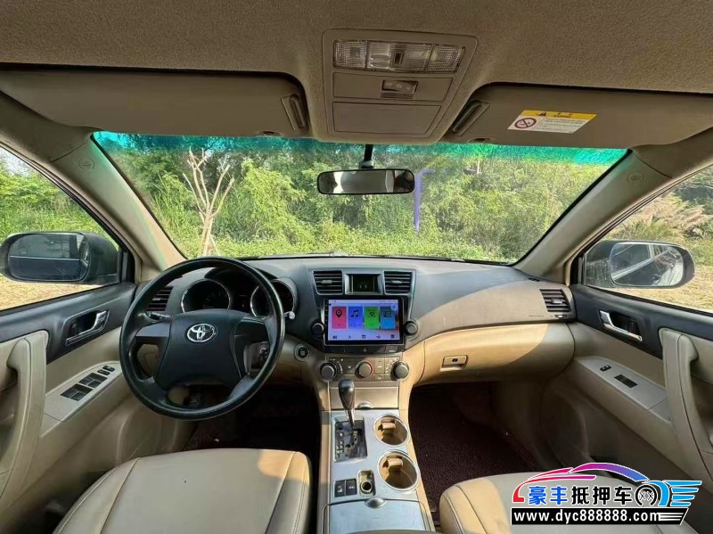 12年丰田汉兰达轿车抵押车出售