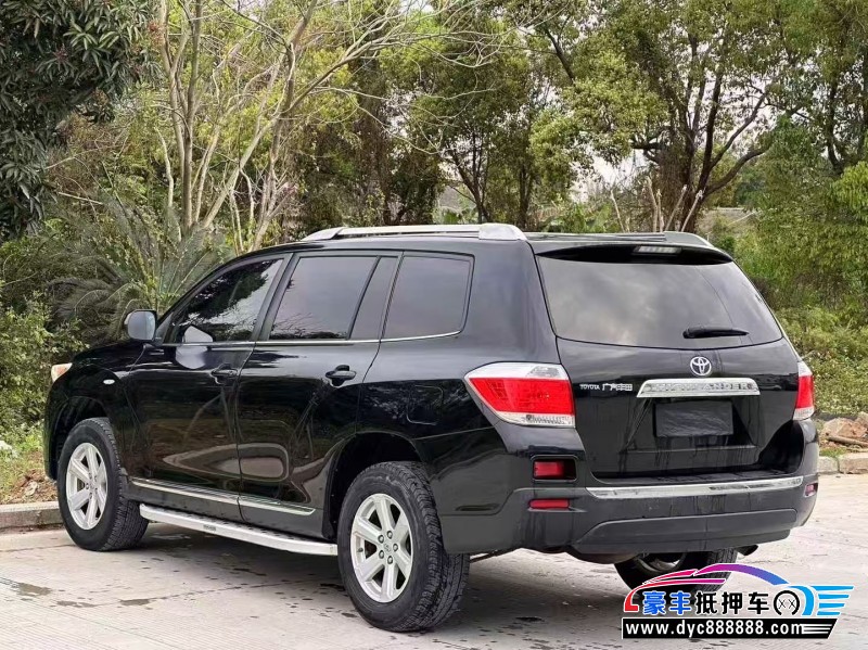 12年丰田汉兰达轿车抵押车出售