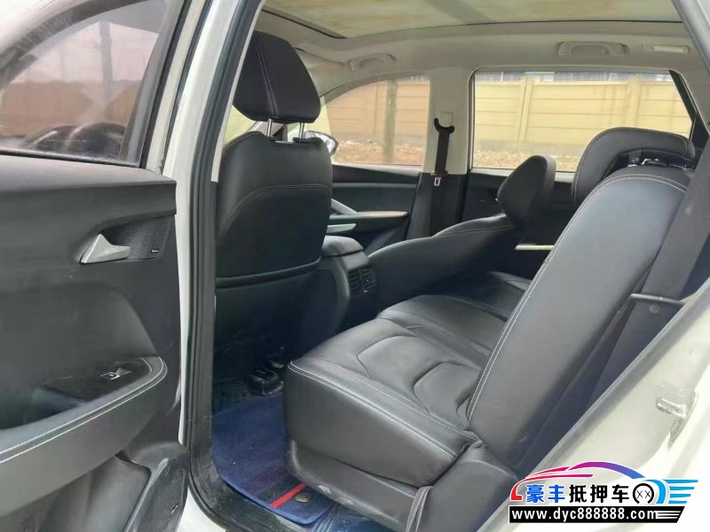 20年宝骏宝骏530轿车抵押车出售