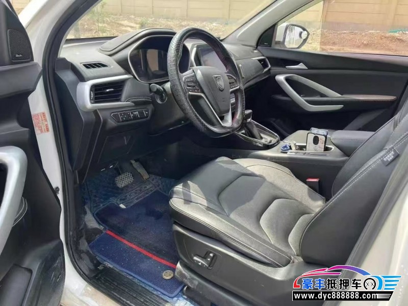 20年宝骏宝骏530轿车抵押车出售