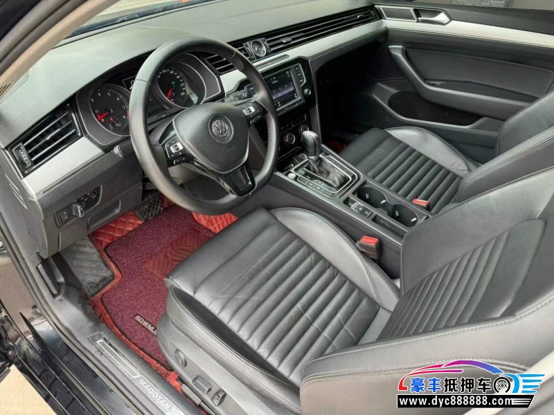 17年大众迈腾轿车抵押车出售