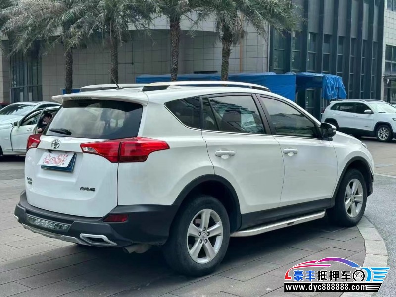 15年丰田RAV4荣放轿车抵押车出售