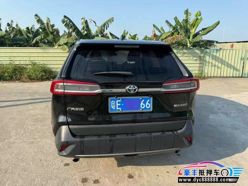 22年丰田威兰达轿车抵押车出售