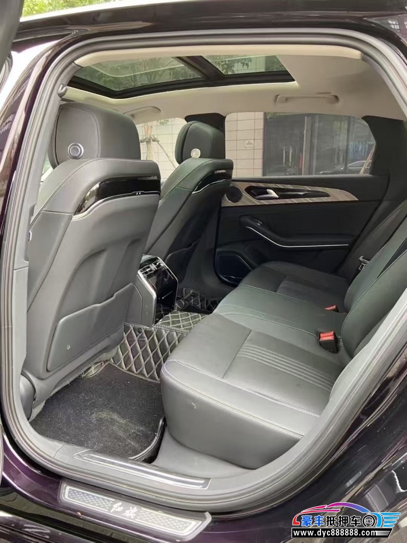 22年红旗H9轿车抵押车出售